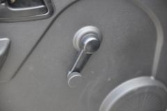 长安跨越王X1 舒适版 1.2L 汽油 91马力 3.035米单排厢式微卡(单后轮)(国六)(SC5031XXYXDD6B1)