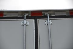 长安跨越王X1 舒适版 1.2L 汽油 91马力 3.035米单排厢式微卡(单后轮)(国六)(SC5031XXYXDD6B1)