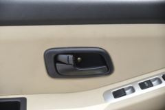 长安跨越王X1 标准版 1.2L 汽油 91马力 2.585米单排厢式微卡(单后轮)(国六)(SC5031XXYXND6B1)