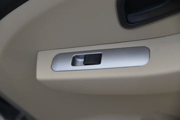 ������Խ��X1 ��׼�� 1.2L ���� 91���� 2.2��˫������΢��(������)(����)ͼƬ