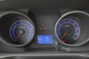 ������Խ��X1 ��׼�� 1.2L ���� 91���� 2.2��˫������΢��(������)(����)ͼƬ