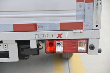 ������Խ��X1 ��׼�� 1.2L ���� 91���� 2.2��˫������΢��(������)(����)ͼƬ