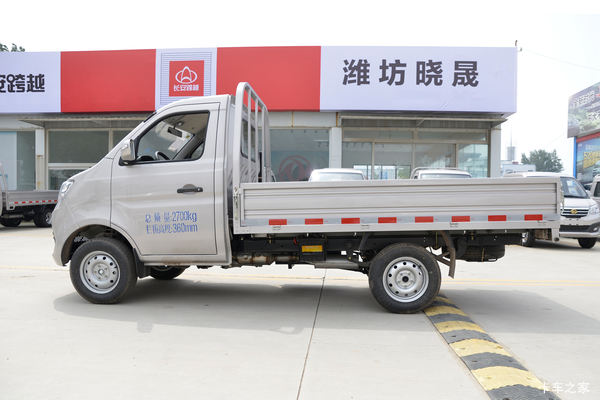 跨越王X1载货车绵阳市火热促销中 让利高达0.1万