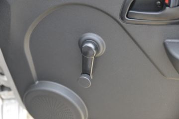 ������Խ��X1 ��׼�� 1.2L ���� 91���� 2.6�׵�������΢��(������)(����)ͼƬ