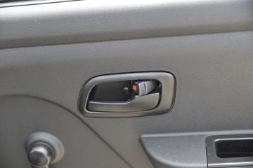 ������Խ��X1 ��׼�� 1.2L ���� 91���� 2.6�׵�������΢��(������)(����)ͼƬ