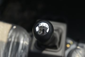 ������Խ��X1 ��׼�� 1.2L ���� 91���� 2.6�׵�������΢��(������)(����)ͼƬ