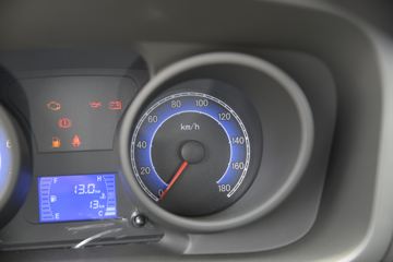 ������Խ��X1 ��׼�� 1.2L ���� 91���� 2.6�׵�������΢��(������)(����)ͼƬ
