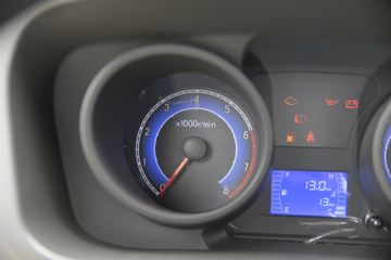 ������Խ��X1 ��׼�� 1.2L ���� 91���� 2.6�׵�������΢��(������)(����)ͼƬ