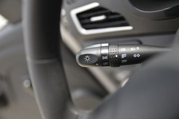 ������Խ��X1 ��׼�� 1.2L ���� 91���� 2.6�׵�������΢��(������)(����)ͼƬ