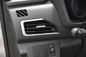 ������Խ��X1 ��׼�� 1.2L ���� 91���� 2.6�׵�������΢��(������)(����)ͼƬ