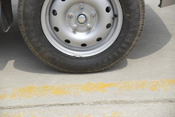 ������Խ��X1 ��׼�� 1.2L ���� 91���� 2.6�׵�������΢��(������)(����)ͼƬ