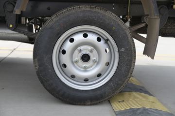 ������Խ��X1 ��׼�� 1.2L ���� 91���� 2.6�׵�������΢��(������)(����)ͼƬ