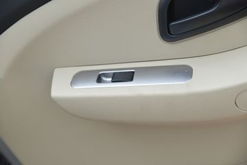 ������Խ �±�T5 ��׼�� 1.6L ���� 122���� 3.2�׵�������С��(������)(����)(SC1031NGD6A)ͼƬ