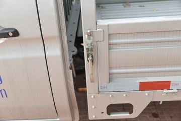 ������Խ �±�T5 1.5L ���� 112���� 2.85�׵�������΢��(����)ͼƬ