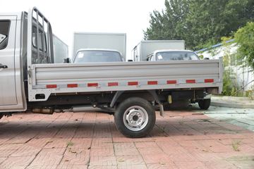 ������Խ �±�T5 1.5L ���� 112���� 2.85�׵�������΢��(����)ͼƬ