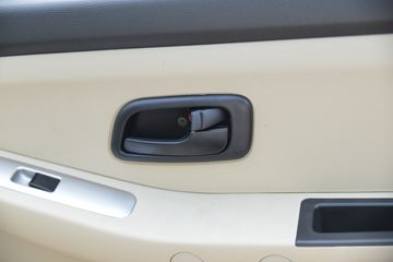 ������Խ �±�T3 ��׼�� 1.3L ���� 91���� 3.05�׵�������΢��(������)ͼƬ