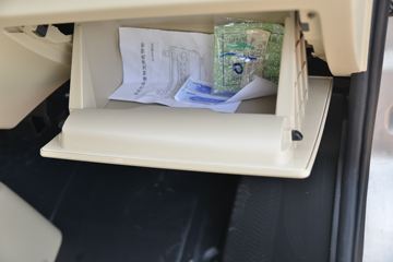 ������Խ �±�T3 ��׼�� 1.3L ���� 91���� 3.05�׵�������΢��(������)ͼƬ