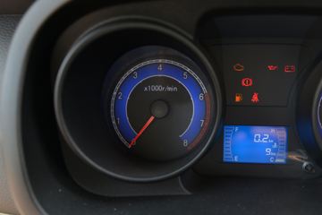 ������Խ �±�T3 ��׼�� 1.3L ���� 91���� 3.05�׵�������΢��(������)ͼƬ