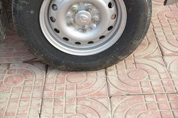 ������Խ �±�T3 ��׼�� 1.3L ���� 91���� 3.05�׵�������΢��(������)ͼƬ