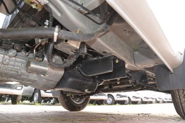 ������Խ �±�T3 ��׼�� 1.3L ���� 91���� 3.05�׵�������΢��(������)ͼƬ