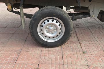 ������Խ �±�T3 ��׼�� 1.3L ���� 91���� 3.05�׵�������΢��(������)ͼƬ