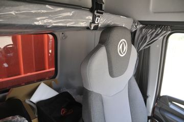 �������ó� ���KR 245���� 4X2 6.8�ײ�դʽ�ػ���(DFH5180CCYEX3)ͼƬ