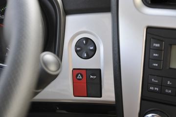 �������ó� ���KR 245���� 4X2 6.8�ײ�դʽ�ػ���(DFH5180CCYEX3)ͼƬ