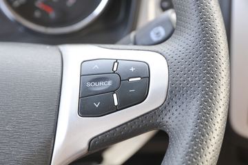 �������ó� ���KR 245���� 4X2 6.8�ײ�դʽ�ػ���(DFH5180CCYEX3)ͼƬ