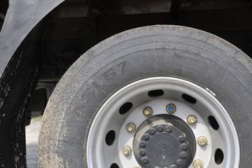 �������ó� ���KR 245���� 4X2 6.8�ײ�դʽ�ػ���(DFH5180CCYEX3)ͼƬ