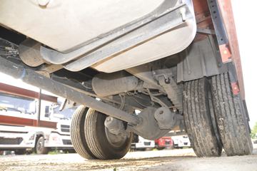 �������ó� ���KR 245���� 4X2 6.8�ײ�դʽ�ػ���(DFH5180CCYEX3)ͼƬ