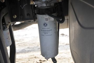 �������ó� ���KR 245���� 4X2 6.8�ײ�դʽ�ػ���(DFH5180CCYEX3)ͼƬ