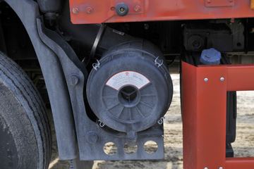 �������ó� ���KR 245���� 4X2 6.8�ײ�դʽ�ػ���(DFH5180CCYEX3)ͼƬ