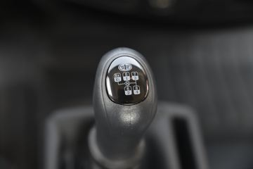 һ����� J6L�п� 2020�� ��ֵ�� 180���� 4X2 6.75�������ػ���(CA1180P62K1L4E5)ͼƬ