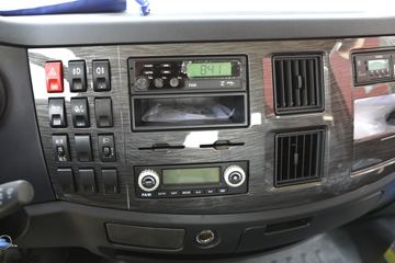 һ����� J6L�п� 2020�� ��ֵ�� 180���� 4X2 6.75�������ػ���(CA1180P62K1L4E5)ͼƬ