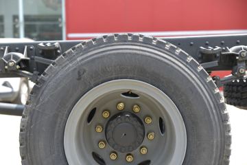 һ����� J6L�п� 2020�� ��ֵ�� 180���� 4X2 6.75�������ػ���(CA1180P62K1L4E5)ͼƬ