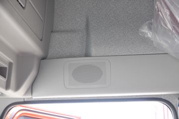 һ����� J6L�п� �ʻݰ��� 240���� 4X2 7.7����ʽ�ػ���(CA5180XXYP62K1L5E5)ͼƬ