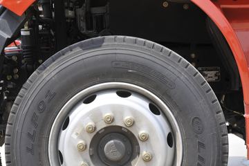 һ����� J6L�п� �ʻݰ��� 240���� 4X2 7.7����ʽ�ػ���(CA5180XXYP62K1L5E5)ͼƬ