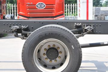 һ����� J6L�п� �ʻݰ��� 240���� 4X2 7.7����ʽ�ػ���(CA5180XXYP62K1L5E5)ͼƬ