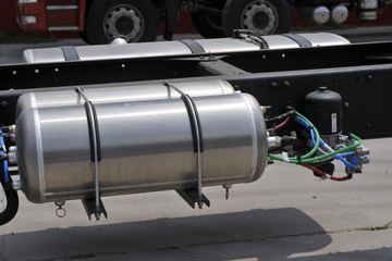 һ����� J6L�п� �ʻݰ��� 240���� 4X2 7.7����ʽ�ػ���(CA5180XXYP62K1L5E5)ͼƬ