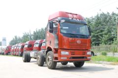 一汽解放 J6L中卡 质惠版 240马力 6X2 7.2米仓栅式载货车(CA5250CCYP62K1L5T3E5)