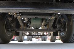 一汽解放 J6L中卡 质惠版 240马力 6X2 7.2米仓栅式载货车(CA5250CCYP62K1L5T3E5)