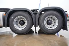 陕汽重卡 德龙M3000S 轻量化版 460马力 6X4 牵引车(SX4250MC4Q3)