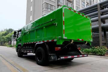 风驰&nbsp;垃圾运输车外观图片