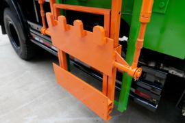 风驰&nbsp;垃圾运输车上装图片