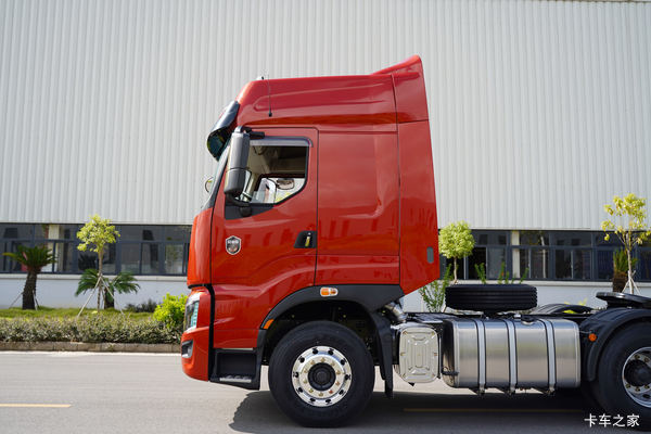 【邯郸伯昂】行驶乘龙H7轻奢版 乘风破浪正当时 低价火拼抢市场