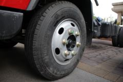 陕汽商用车 轩德X9 标载版 150马力 4X2 4.15米单排厢式轻卡(SX5040XXYNP5331)