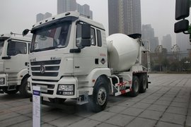 陕汽重卡底盘 混凝土搅拌车外观                                                图片