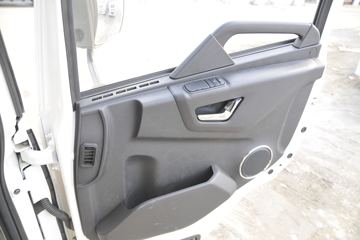 �������ó� ���KR 245���� 4X2 8����ʽ�ػ���(�߶�)ͼƬ