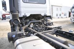 东风商用车 天锦KR 245马力 4X2 8米厢式载货车(高顶)(DFH5180XXYE4) 东风商用车 天锦KR 245马力 4X2 8米厢式载货车(高顶)(DFH5180XXYE4)