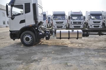 �������ó� ���KR 245���� 4X2 8����ʽ�ػ���(�߶�)ͼƬ